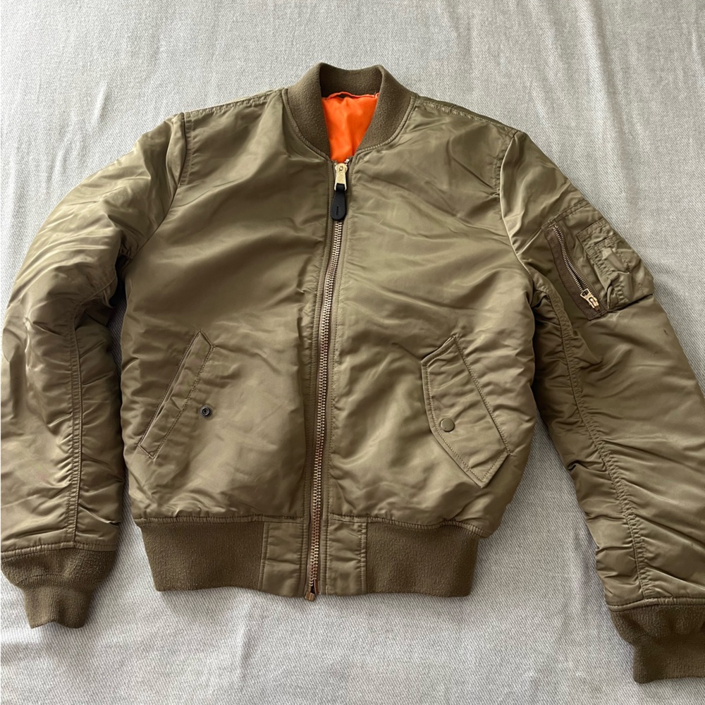 Alpha Industries Mens Green (Sage) Jacket Medium With Orange Lining